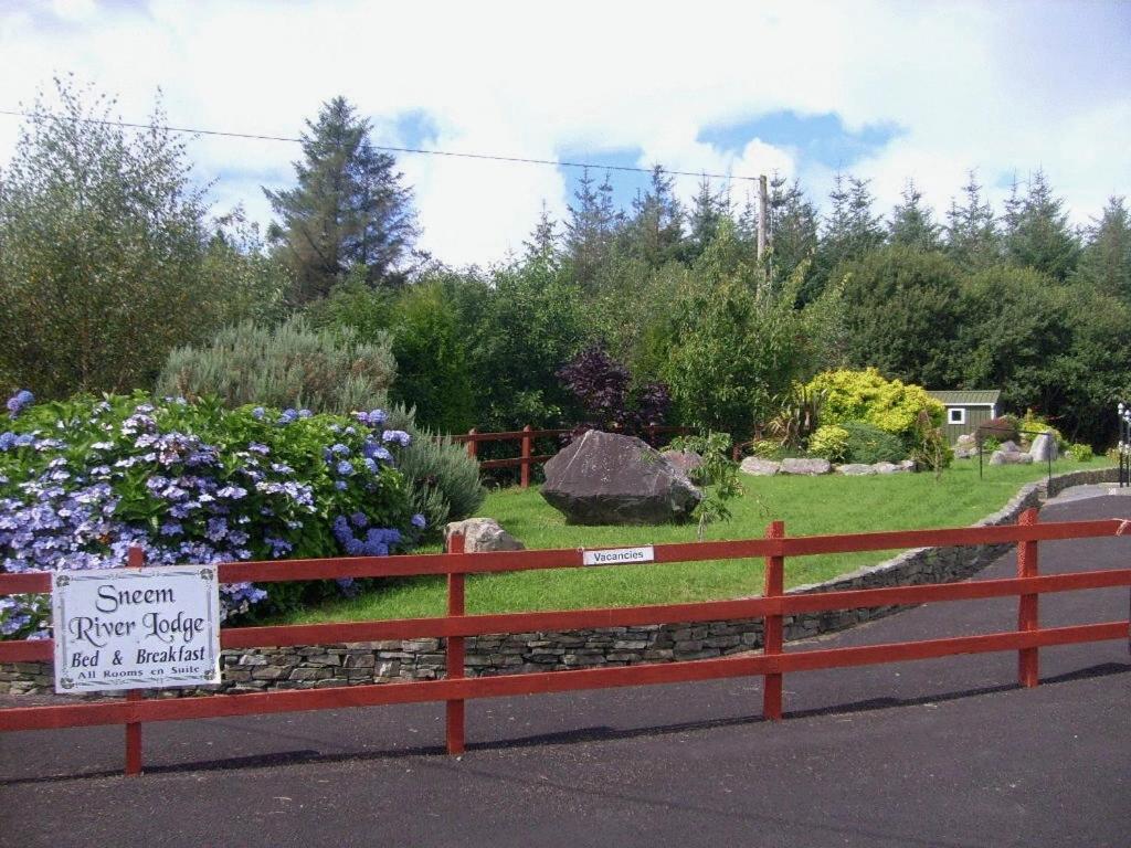 Sneem River Lodge Bed & Breakfast Extérieur photo